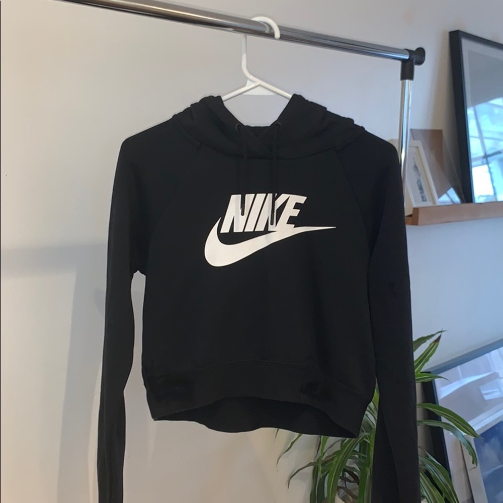 NIKE cropped hoodie